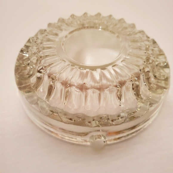 Vintage Cut Glass Ashtray EUC - Picture 2 of 2